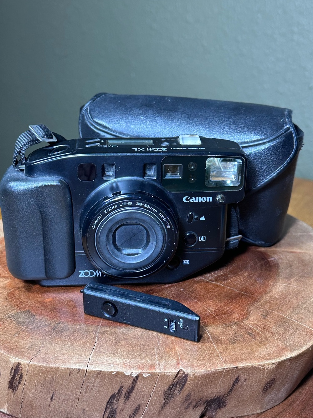 Canon Sure Shot Zoom XL 35mm Film Camera w/ Case & Remote - TESTED